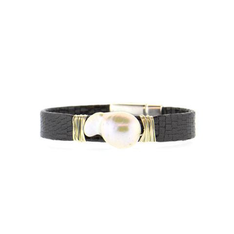 Black Shimmer Mala Mala Leather Bracelet with a Silver Druzy