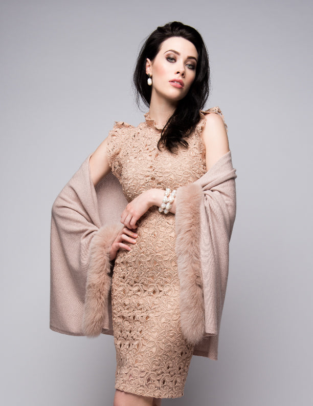 Cashmere Shawl with Double Fox Fur Trim in Blush