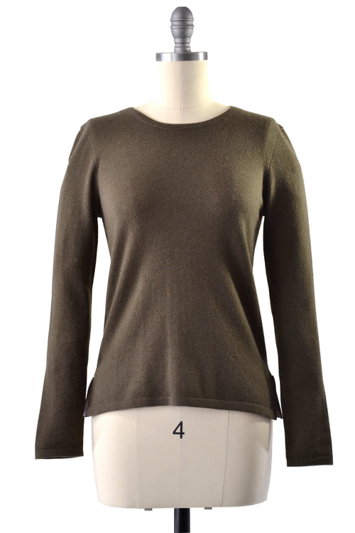 Cashmere Sweater with Leather Piping in Hunter Green