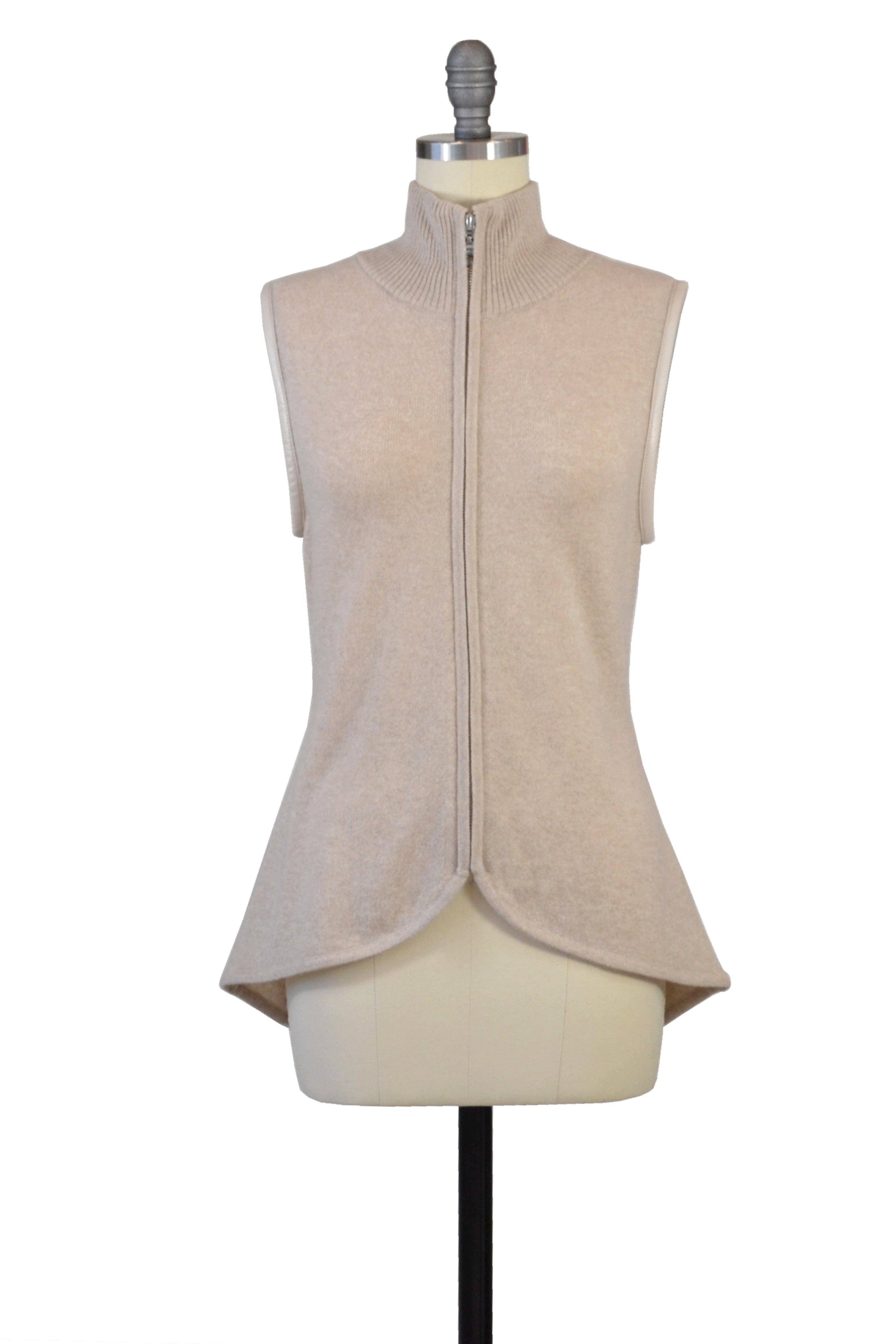 Cashmere Vest with Leather Piping in Oatmeal