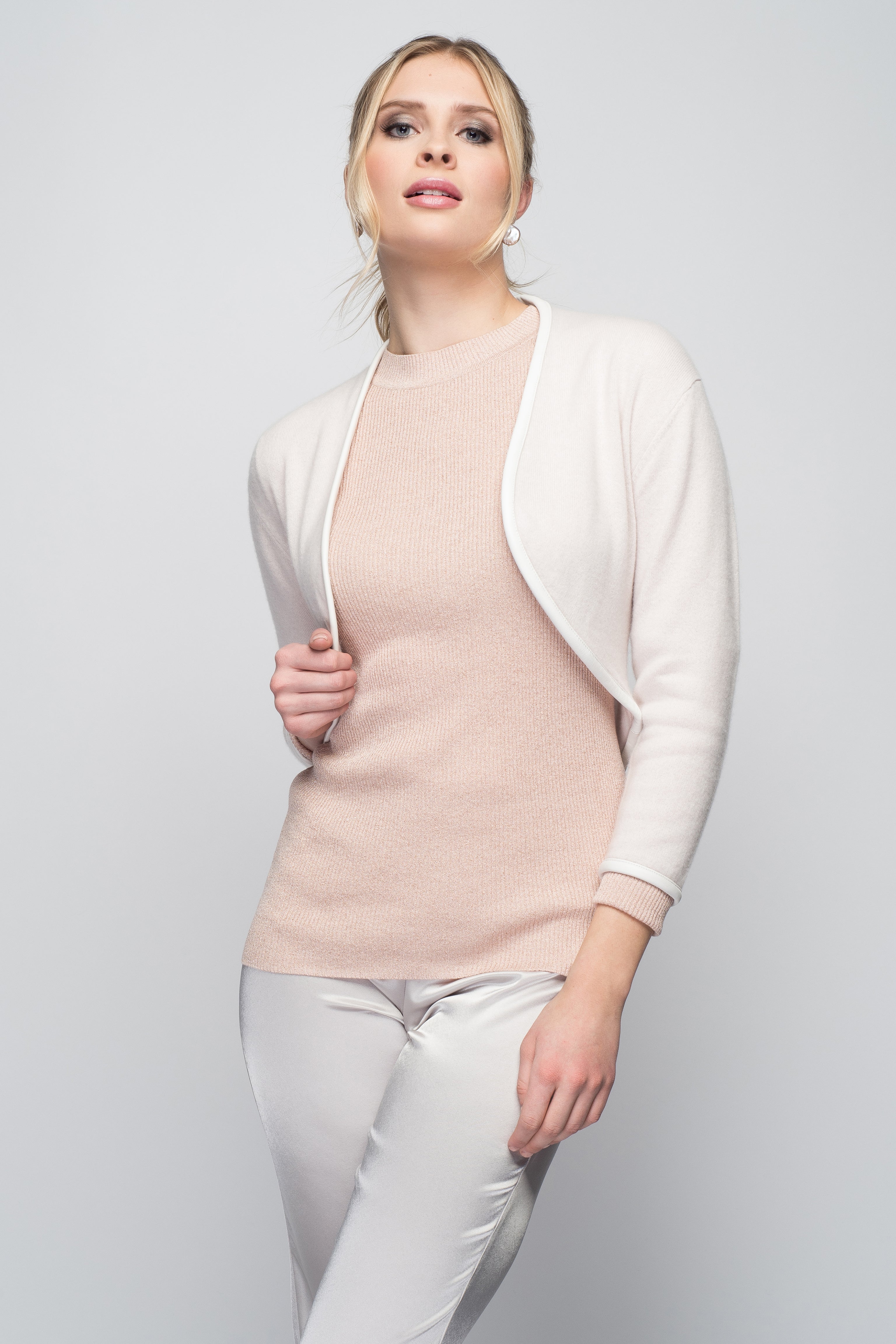 Cashmere Bolero with Leather Piping in Shell